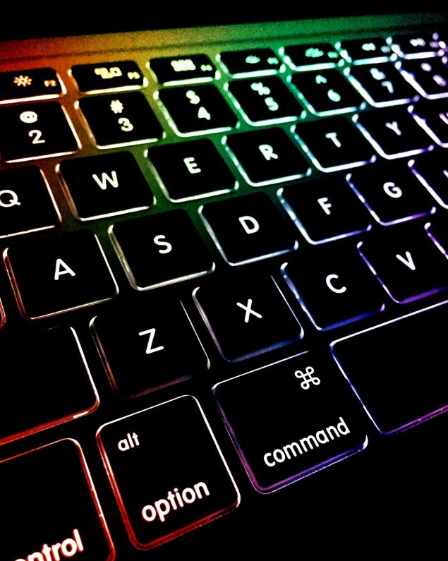 杭州照明ERP：一键升级您的照明控制