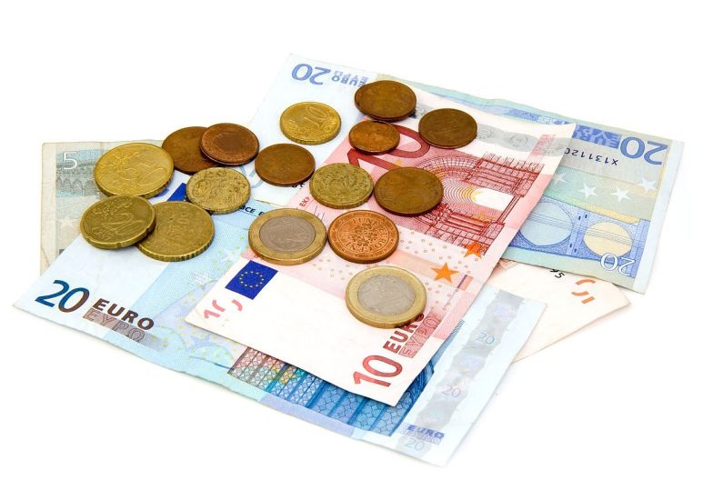 宁波五金模具erp多少钱一个月 宁波五金模具行业ERP系统月费揭秘：一文全解析