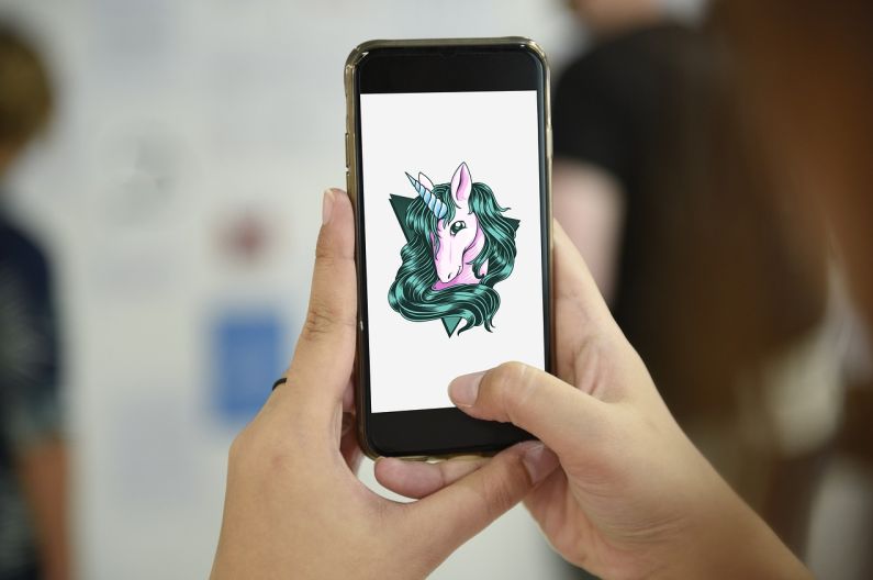 浙江企业服装erp软件哪个好用些 浙江服装企业ERP软件选购指南：最新年受欢迎软件推荐